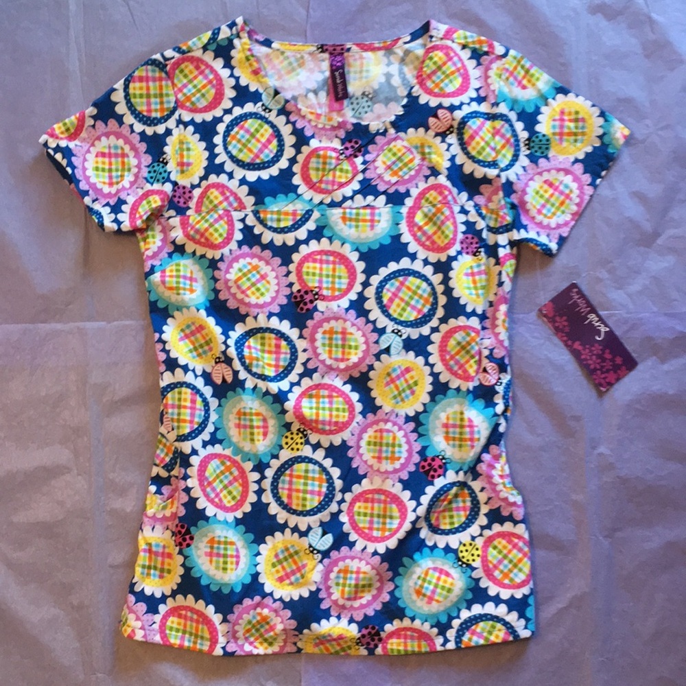 Scrub Works Ladybugs Plaid Gingham Sunflowers Scrub Top Size X-Small NEW